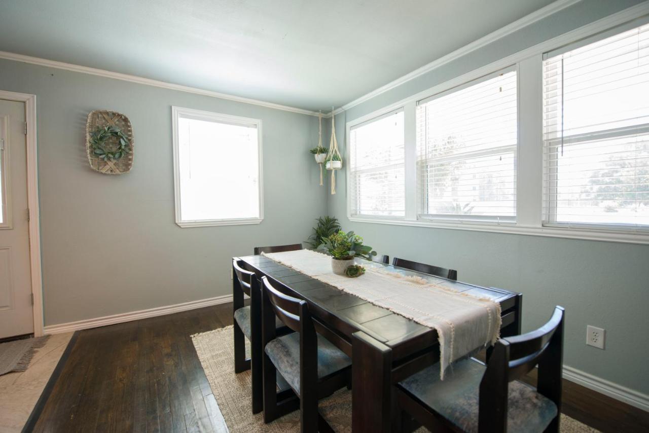 ווייקו Walk To The Silos! 3 Bed 1960'S Bungalow Near Baylor מראה חיצוני תמונה